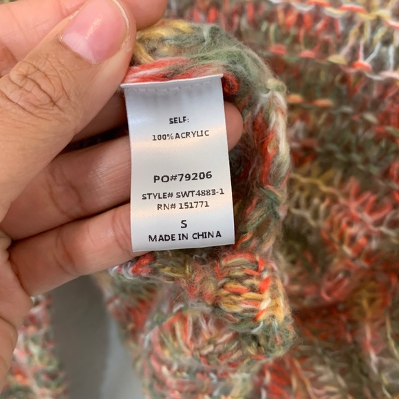 Le Lis multicolored cozy crew neck sweater small - Picture 7 of 8